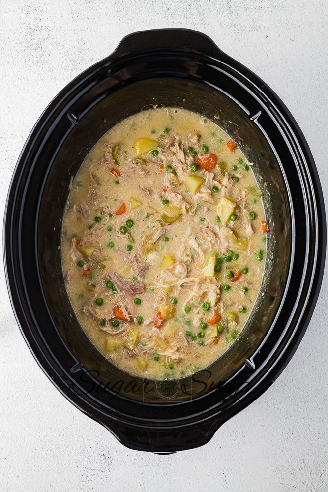 Easy Crockpot Chicken Pot Pie