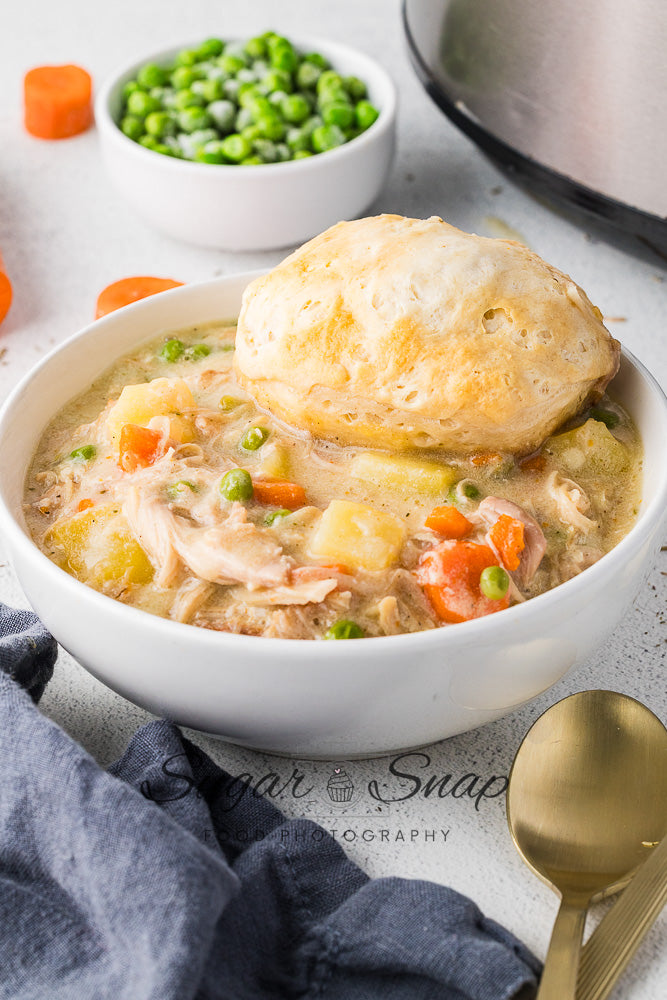 Easy Crockpot Chicken Pot Pie