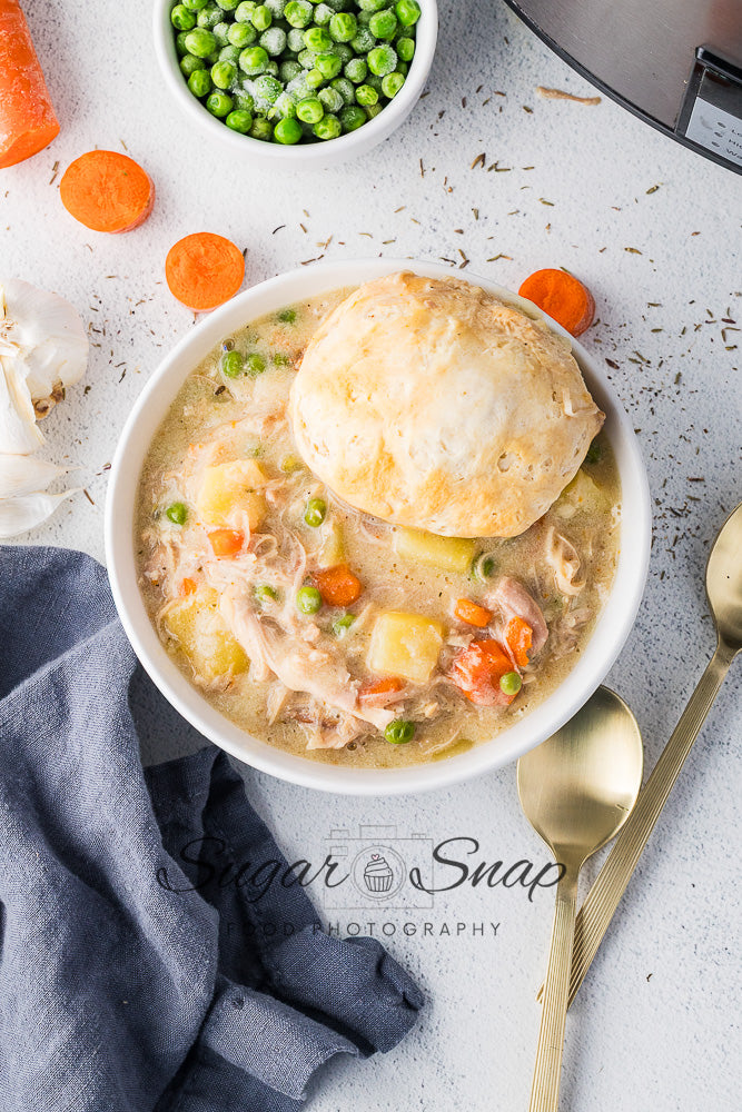 Easy Crockpot Chicken Pot Pie