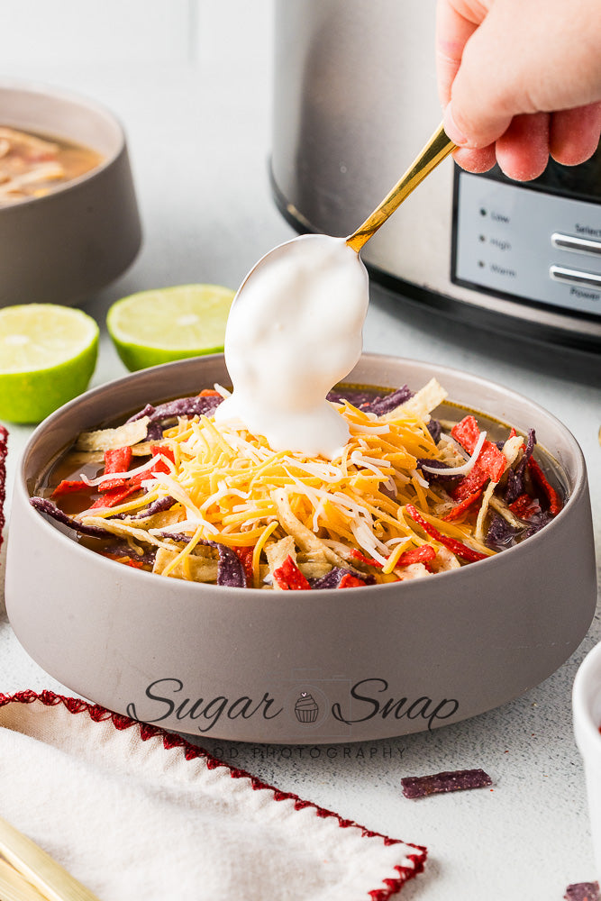 Slow Cooker Chicken Tortilla Soup