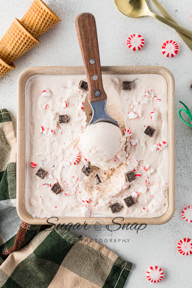 Peppermint Chocolate Chunk Ice Cream