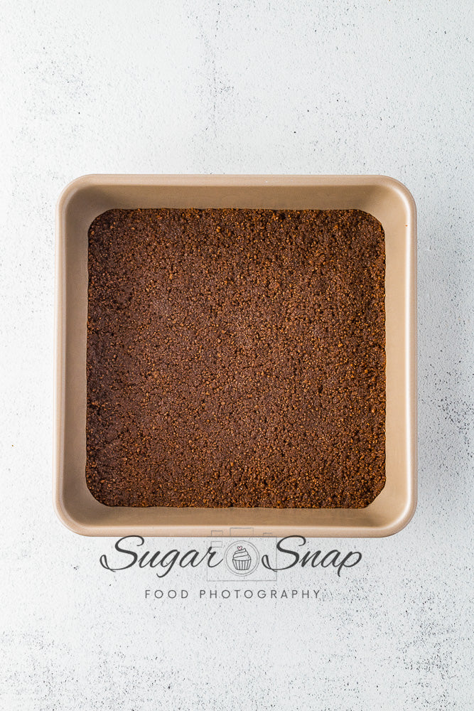 Gingerbread Cheesecake Bars