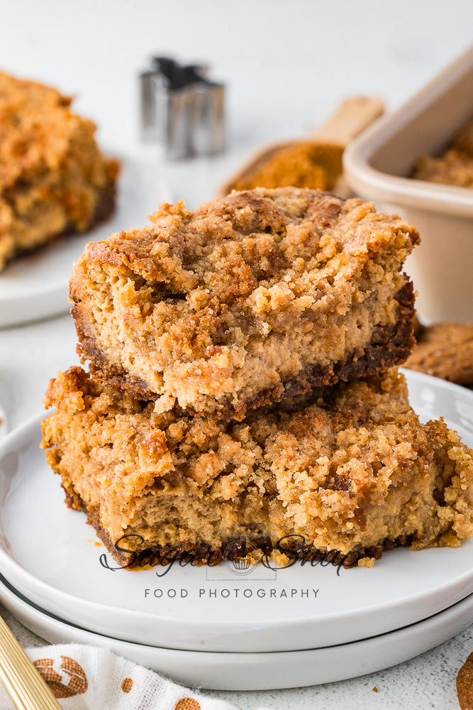 Gingerbread Cheesecake Bars