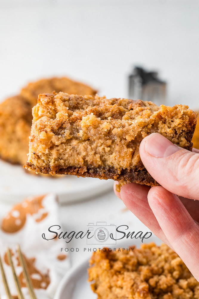 Gingerbread Cheesecake Bars
