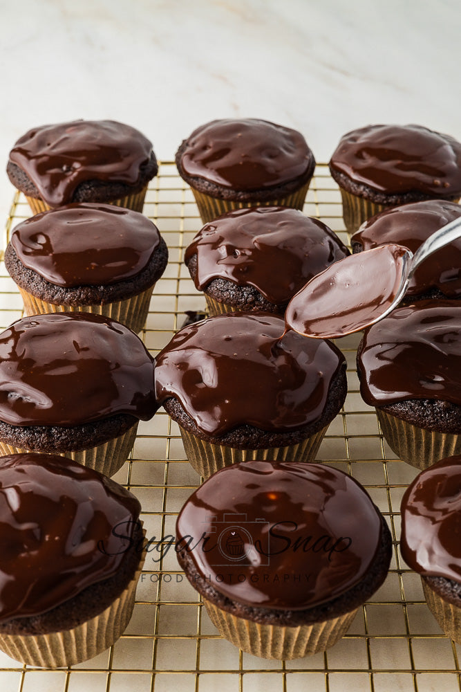 Homemade Hostess Cupcakes